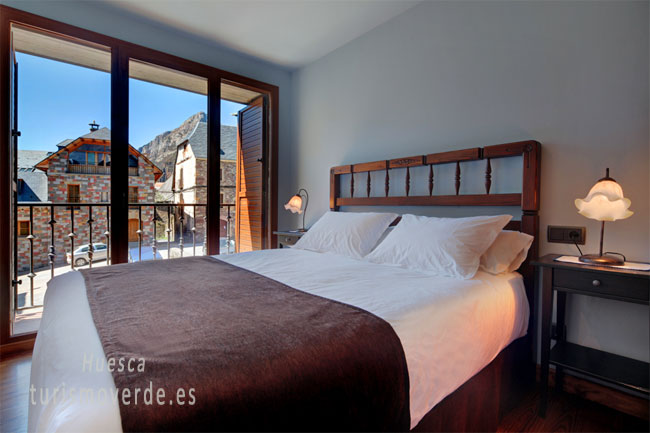 Habitación Doble con Baño Privado